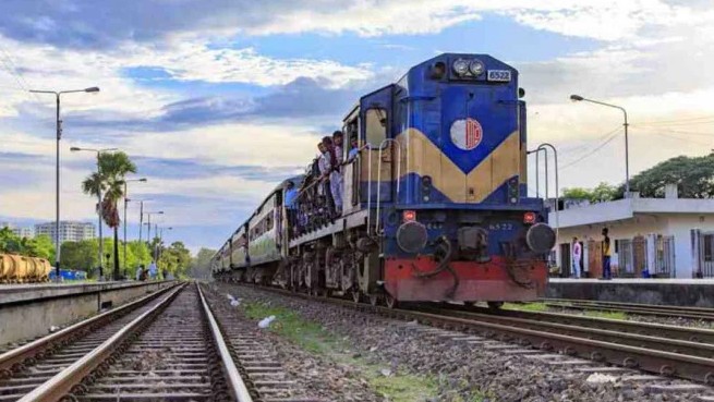 Joydebpur to Dhaka Train Schedule